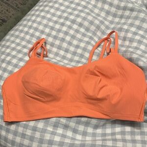 Lululemon ribbed like a cloud bra
